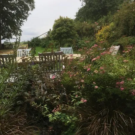 Littlebank Bed & Breakfast Settle