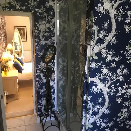Littlebank Bed and breakfast 5*