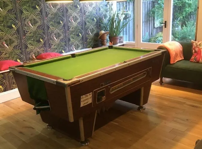 Littlebank Bed & Breakfast Settle